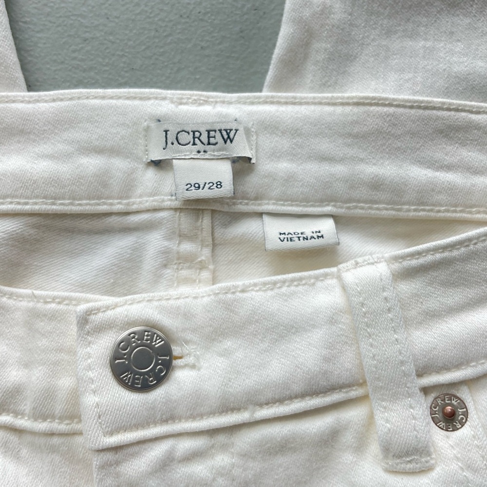 Host Pick! J. Crew Skinny Jeans, White, Size 29/28, NWOT - Picture 2 of 8